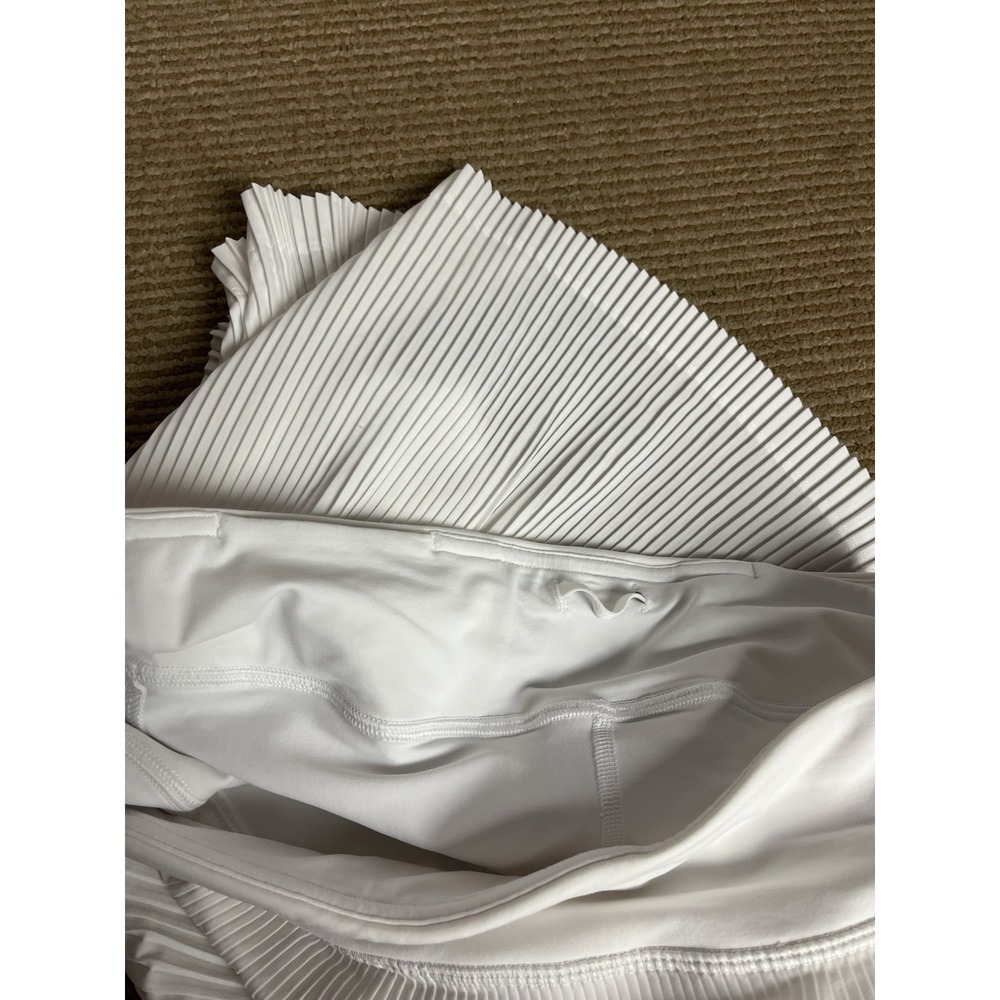 Lululemon Just Pleat It Tennis Skirt Skort White size 6 - Picture 6 of 10
